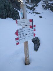 Ultima palina che si incontra a 2600m circa.