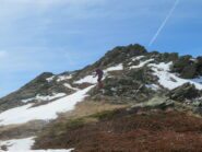 sulla cresta finale in discesa