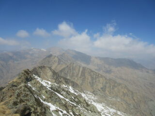 la lunga cresta verso la Punta Rama (nord)