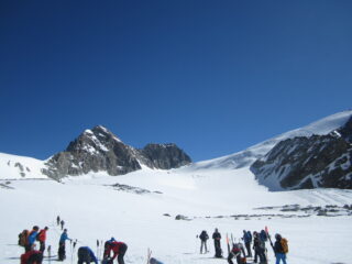 verso il col de Valpelline e Tete Blanche alla sua sinistra...