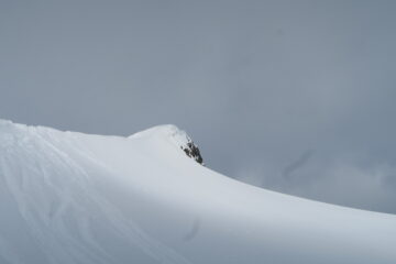 una piccola schiarita arrivando in cima
