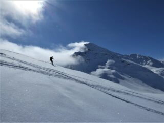 Inizio discesa al cospetto della Rognosa.