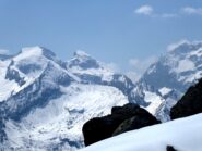 Dal Bivacco zoomata su Cima Golai e dintorni.