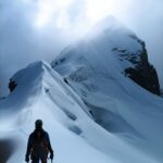 alla base della cresta del pequegno.