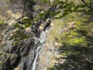 il Pozzo di Val Negra, nascosto sulla dx l'esposto traverso