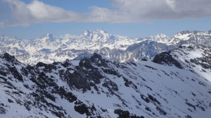 Dorsale Punta Valfredda - Testa del Coin con gli Ecrins sullo sfondo