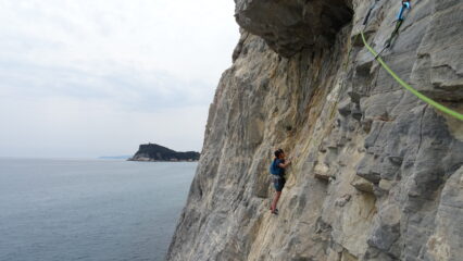 Sotto il tetto giallo di L4