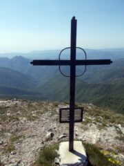 la croce sulla seconda cima 