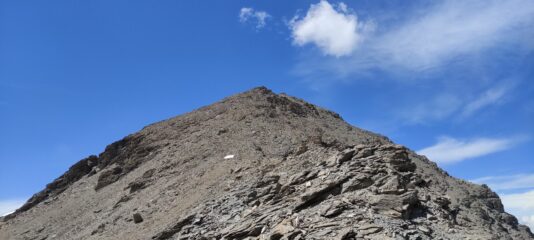 Pelvo visto dal colle