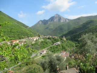 Verso Nasino