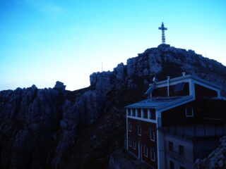 Rifugio Azzoni e Vetta del Resegone