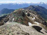 Discesa dall'anticima del Meabè.