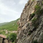 lato SW falesia ... nel paese!