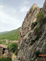 lato SW falesia ... nel paese!