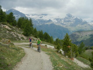 salita su sterrato agevole