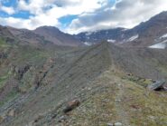 Morena, Monte Pasquale a sinistra e Monte Cevedale tra le nuvole.