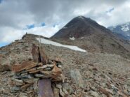 Ometto con Bastone descritto in relazione.