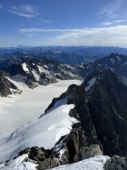Vista sul ghiacciaio dalla cresta NE
