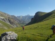 la parte superiore costituita da verdi pascoli