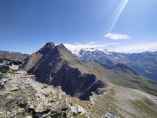 La cresta dalla vicina becca Trecarè