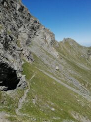 Lungo traverso sotto la Meidassa verso il colle d'Armoine