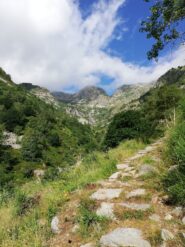 La nostra meta appena usciti dal bosco.