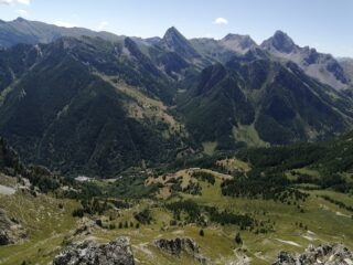 la sotto il Preit , vallone di salita e  ... panorami spettacolo