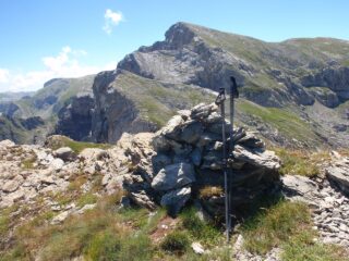 Dalla cima , vista su Punta Gastone ,Armusso ,Punta Tino Prato e cima Marguareis 