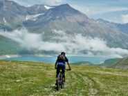 In vista del lago del Moncenisio.