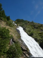 bella cascata verso i 1900mt