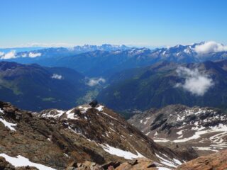 Rifugio Mantova dal Monte Vioz.