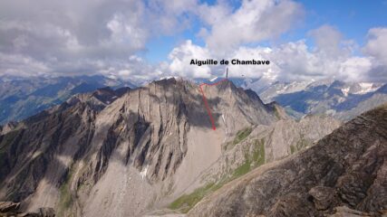 Il canale detritico di discesa, visto dalla Grande Rochère