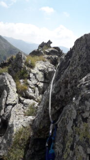 Cordino d'abbandono utile per calata in doppia..