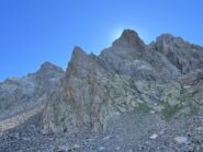 Torrione Querzola sulla sinistra 