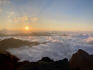 L'alba sul versante italiano