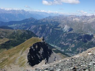 Dalla cima , la Becca d' aran e la Valtournenche