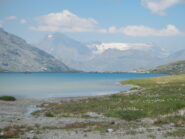 Lac de Savine e sullo sfondo La Dent Parrachée e il Dome de Chasseforet