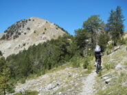 il breve tratto su sentiero verso il Fort de L'Infernet