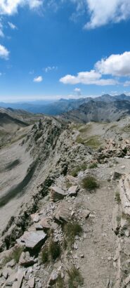Vista sul Colle dell'Agnello dalla cima 
