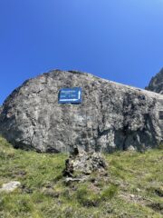 Indicazione per la Domhutte dopo il bivio con la Europahutte.