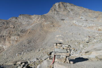 Mare Percià e Punta Fourà con le pietraie da risalire