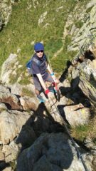 marco in un tratto di cresta 