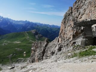 La cresta della ferrata dal rifugio 