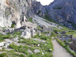 I resti dell'ospedale italiano
