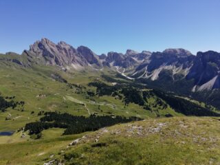 Odle e zona del Col Raiser dalla cima.