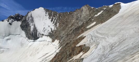 La parete NE della Lenzspitze