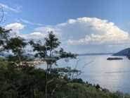 Panorama dalla falesia sul golfo borromeo