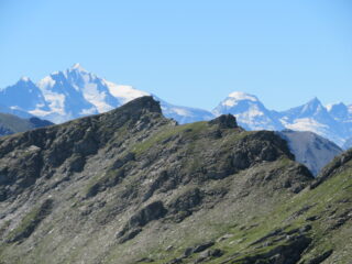 La p.ta di Dzioule con sfondo Gran Paradiso