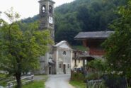 La chiesetta di Richiaglio. Restano solo il campanile e la facciata