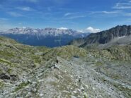 Laggiù, rosso,  il rifugio Segantini.